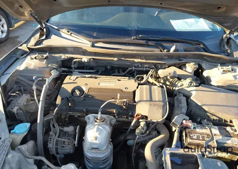 2016 Honda Accord Lx z USA, uszkodzony, nr VIN 1HGCR2F31GA138734